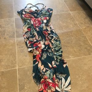 Gorgeous Fitted Floral Midi Dress